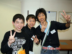 �Q���҂̎q�ǂ�������