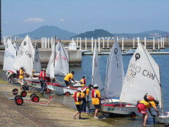 �����W���j�A���b�g�N���u�i�a���f�����C�m�N���u�j�����_���\���镟���s�����b�g�n�[�o�[