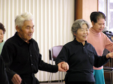 �]�v���Œ��ԂƂ̌𗬂�[�߂�Q����