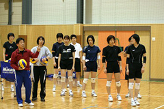 �ʐ^�F�͖{�ēA�`�[���݂̂Ȃ���Ƃ̗��K���i