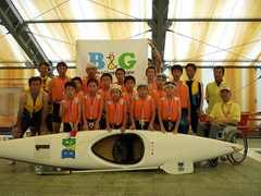 �ʐ^�F�v�[���ŃJ�k�[���ł̏W���ʐ^