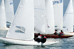 �ʐ^�F���b�g���[�X���y���ޓ��{�̒����N�Z�[���[