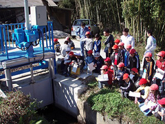 �ʐ^�F��������w����q�ǂ�����