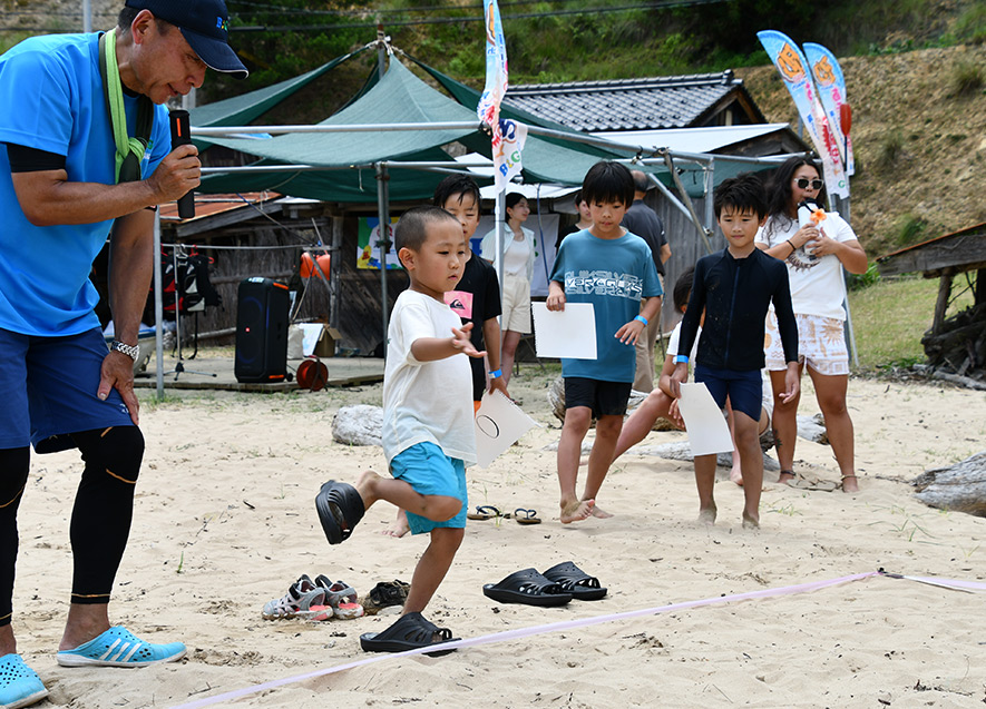 どこまで跳ばせるかな