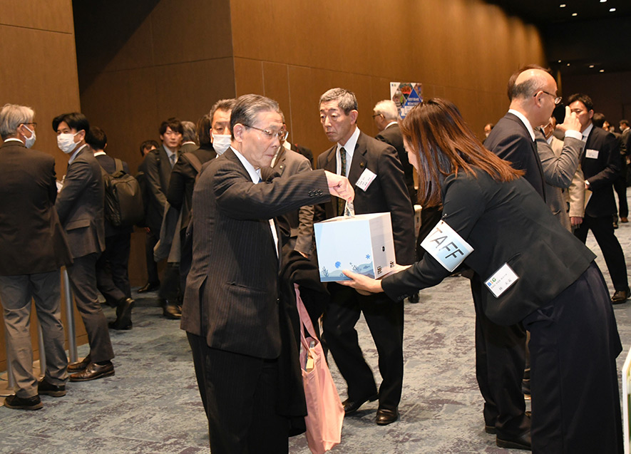 募金活動の様子