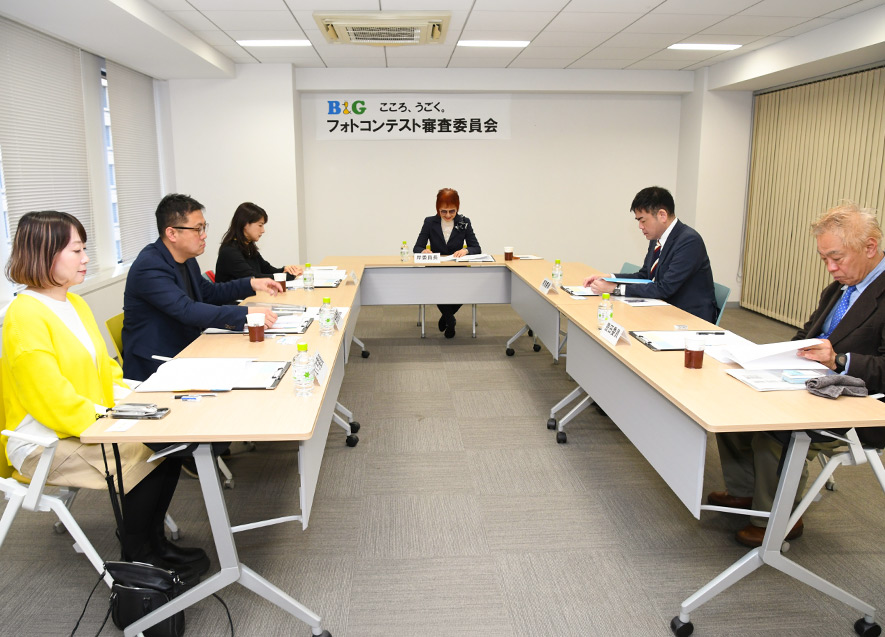 審査の様子 その1