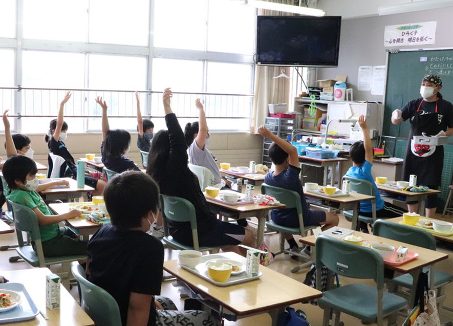 愛別小学校のスクールランチ