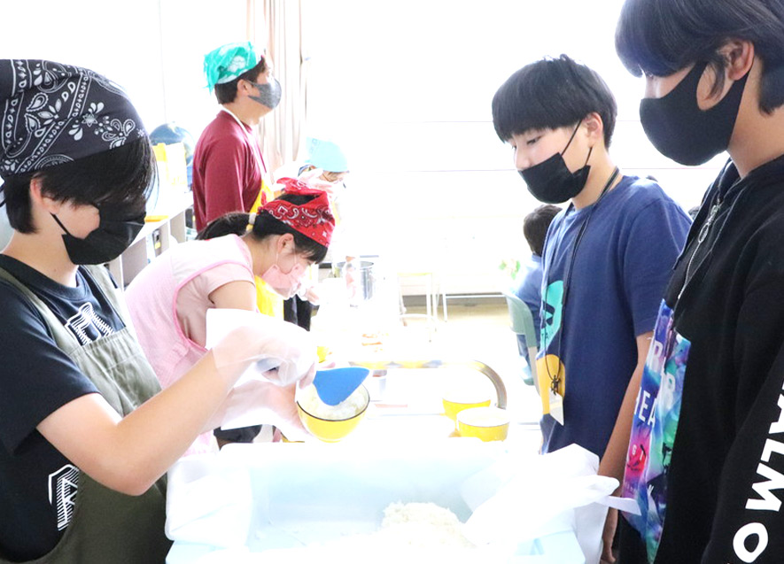 愛別小学校のスクールランチの様子