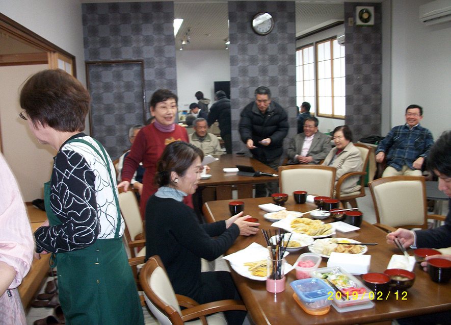 カフェおがみ　店内の様子