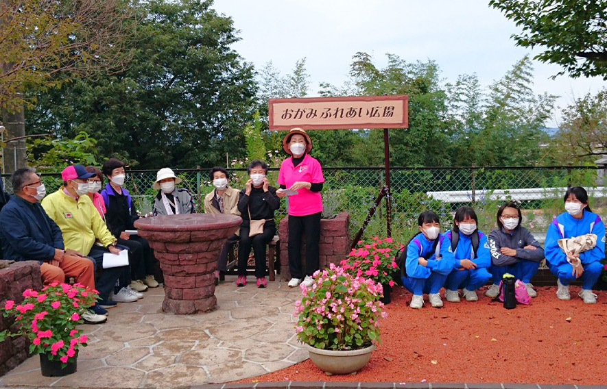ふれあい広場を整備