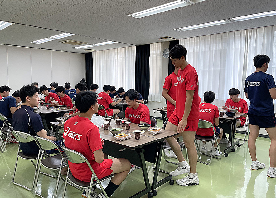 合宿にきた駒澤大学の学生も利用