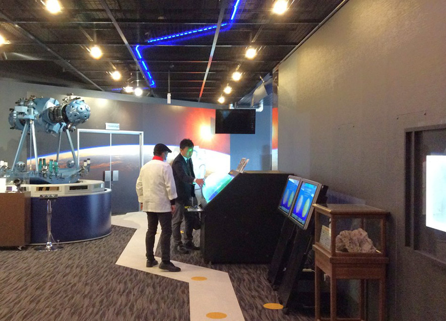 デジタル映像で宇宙の不思議を体験