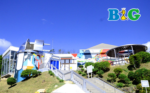 星の力でまちを元気に!?
宇宙と地域をつなぐ天文体験ミュージアム「岡山天文博物館」（岡山県浅口市）