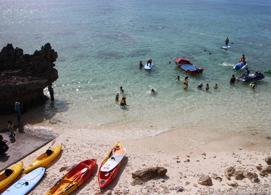 与論町海洋センターの艇庫活動