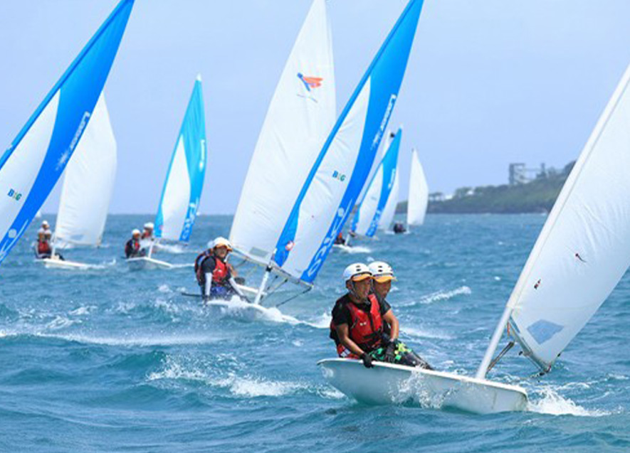 養成研修で行われるヨット実技