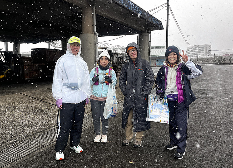 ゴール目前！雪の中でも笑顔いっぱい