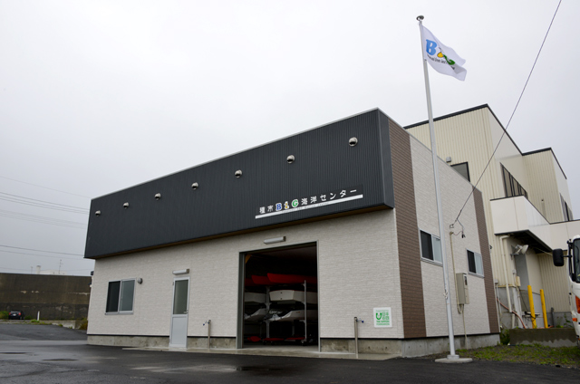 再建された洋野町種市海洋センター（艇庫）